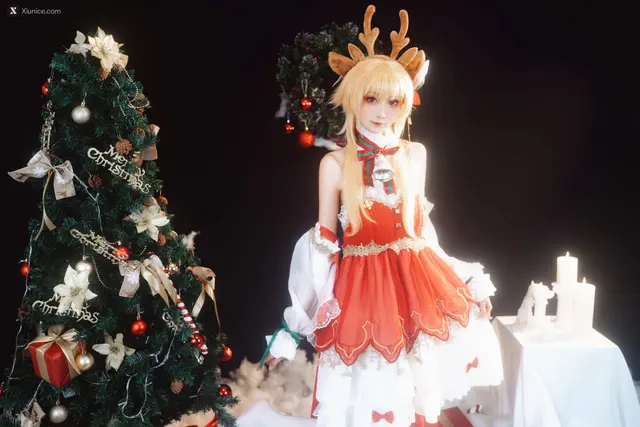 Coser@爆机少女喵小吉 (Nekokoyoshi) & 金鱼kinngyo – 圣诞特辑 (89 photos)