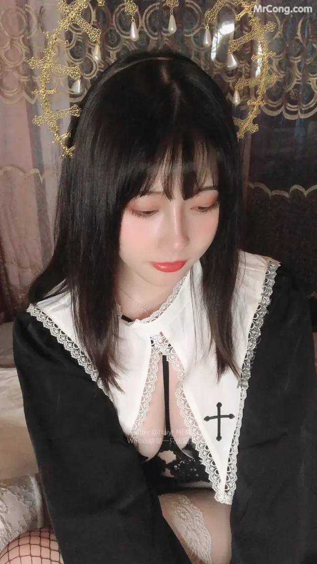 [Fantia] nyanya (一只废喵): Sept 2022 (35 photos)