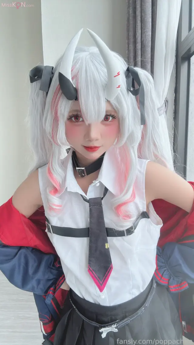 Coser@PoppaChan: Nakiri Ayame (19 photos)