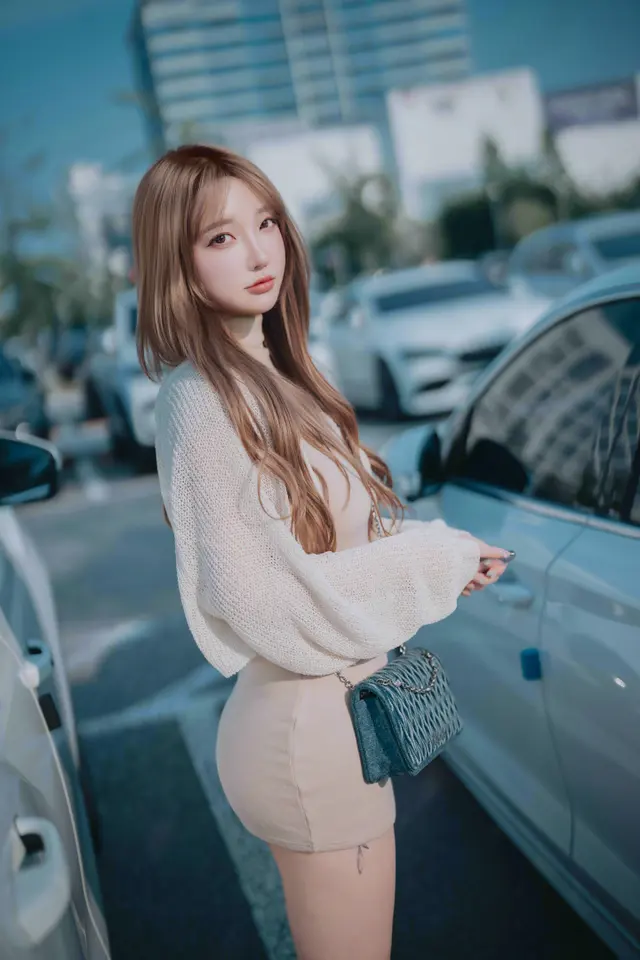 DJAWA Photo – Son Ye-Eun (손예은): Happy Solo Birthday