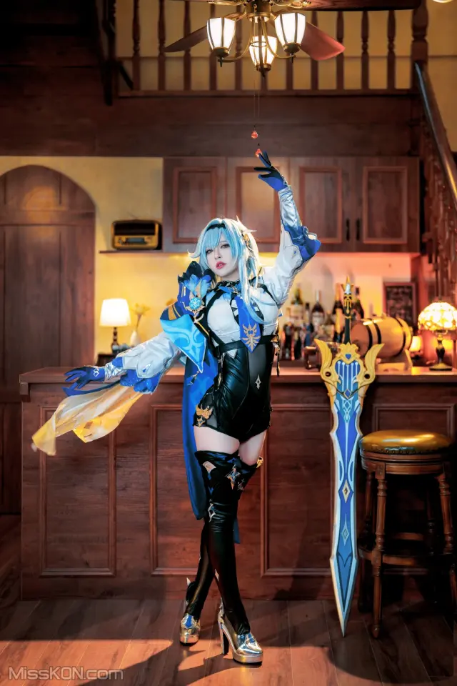 Coser@半半子: 原神优菈 (76 photos + 7 videos)