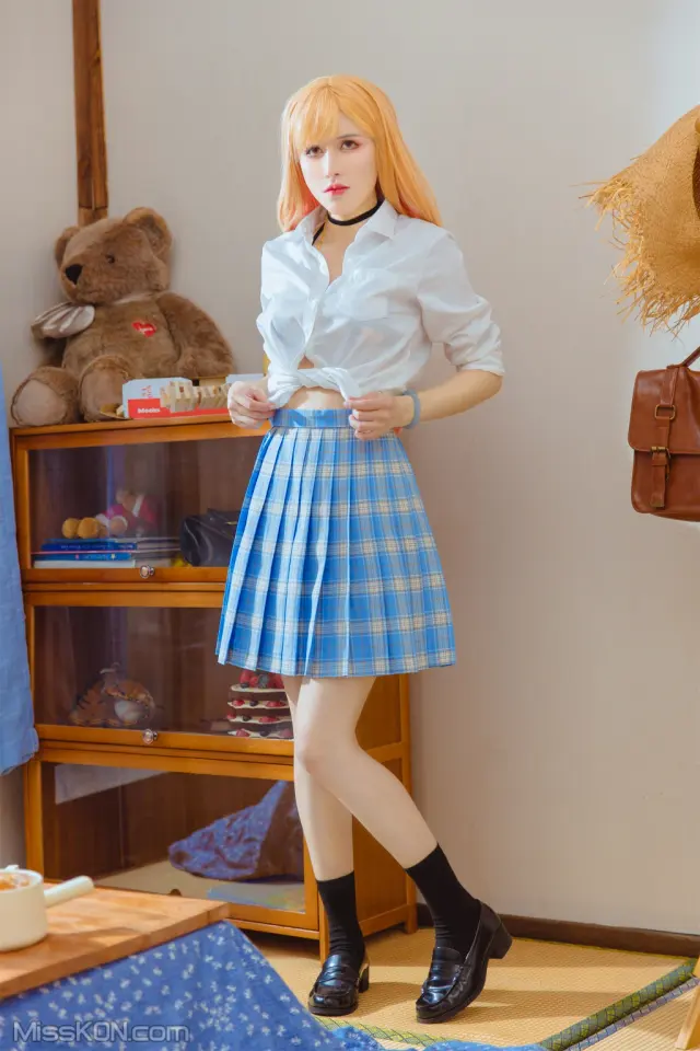 Coser@鹿八岁: 更衣人偶坠入爱河 喜多川海梦 (43 photos)