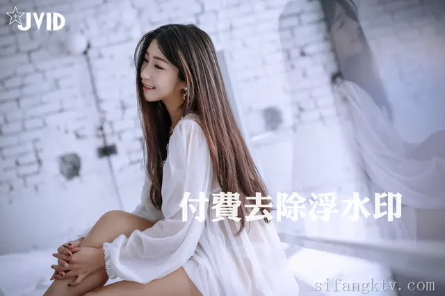 [JVID] 肉包Mini: 用玫瑰成功征服可爱肉包的肉体-热爱 (237 photos + 1 video)