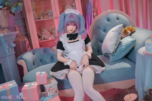 Coser@Bangni邦尼: 初音未来·兔子洞女仆 (82 photos)