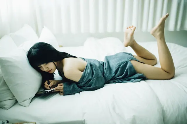 [Moon Night Snap] Jeong Jenny (정제니) – The First (141 photos)