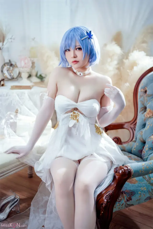 Coser@半半子: 碧蓝航线 恰巴耶夫 白骑兵的旋律 礼服 (64 photos + 2 videos)