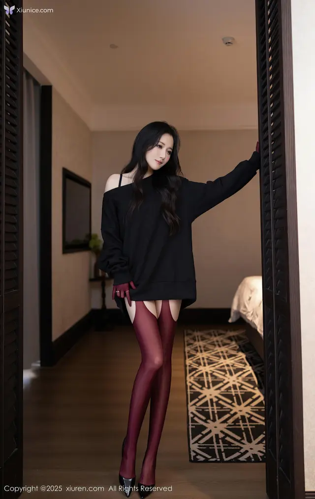 XIUREN No.10790: 鱼子酱Fish (75 photos)