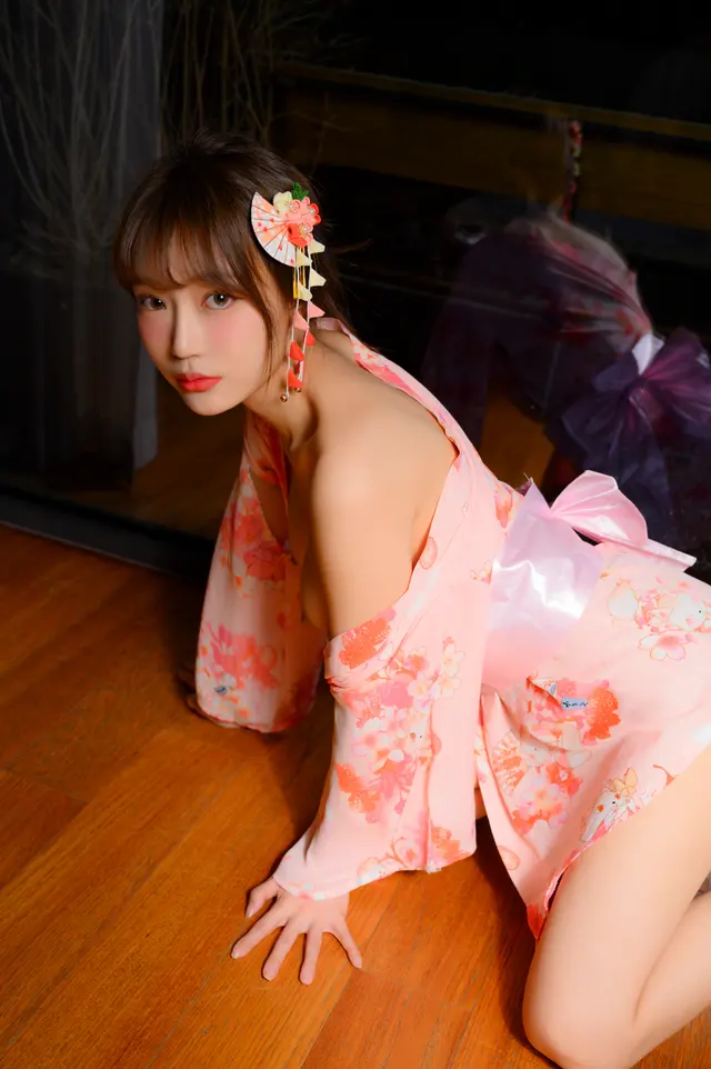 [Moon Night Snap] Jucy (쥬시) – Cherry Blossom (75 photos)