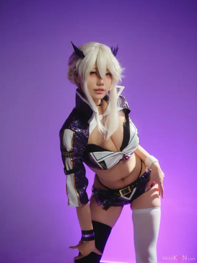 Coser@湖里狸 - 黑枪呆 (24 photos)