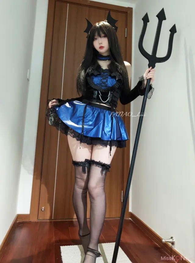 Coser@发条少女 (迷之呆梨): 2024年10月fantia会员订阅合集(8套） (141 photos + 2 videos)