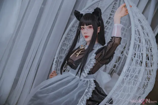 Coser@起司块wii: 会长是女仆大人 (44 photos)