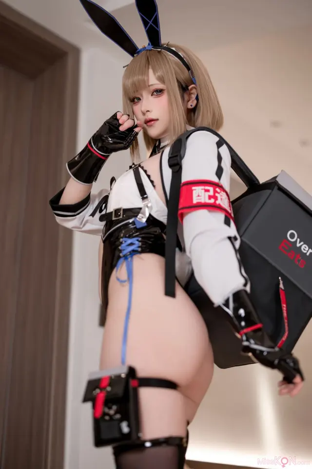 Coser@屿鱼: 外卖兔女郎·小葵 (66 photos)