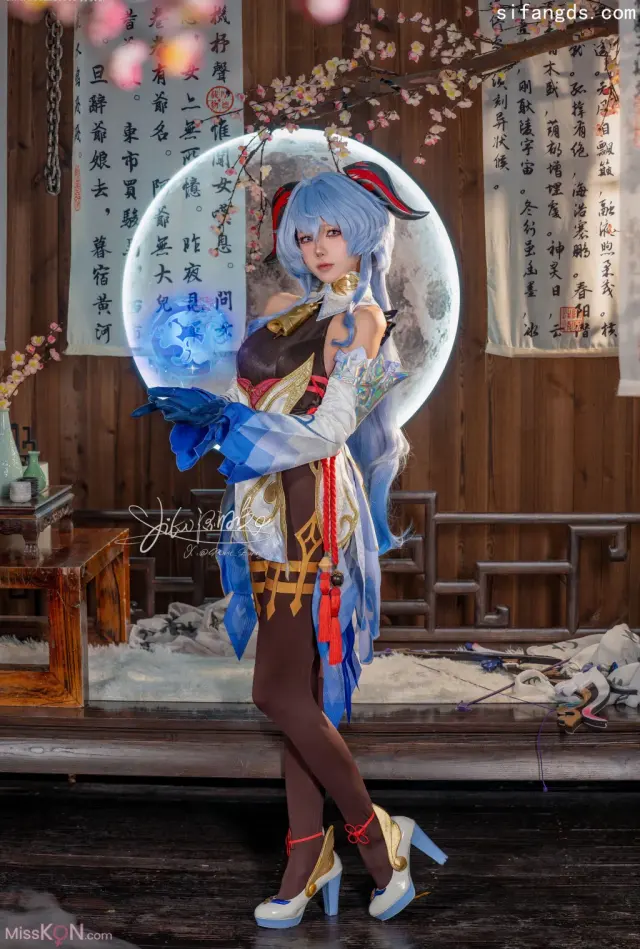 Coser@黏黏团子兔: 11月作品『循循守月-甘雨』- SY (73 photos + 1 video)
