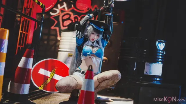 Coser@宮本桜: 交错战线 刃齿女警 (22 photos)