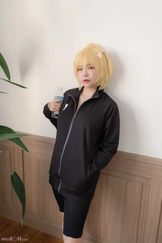 Yuna (유나): Yachi (36 photos)