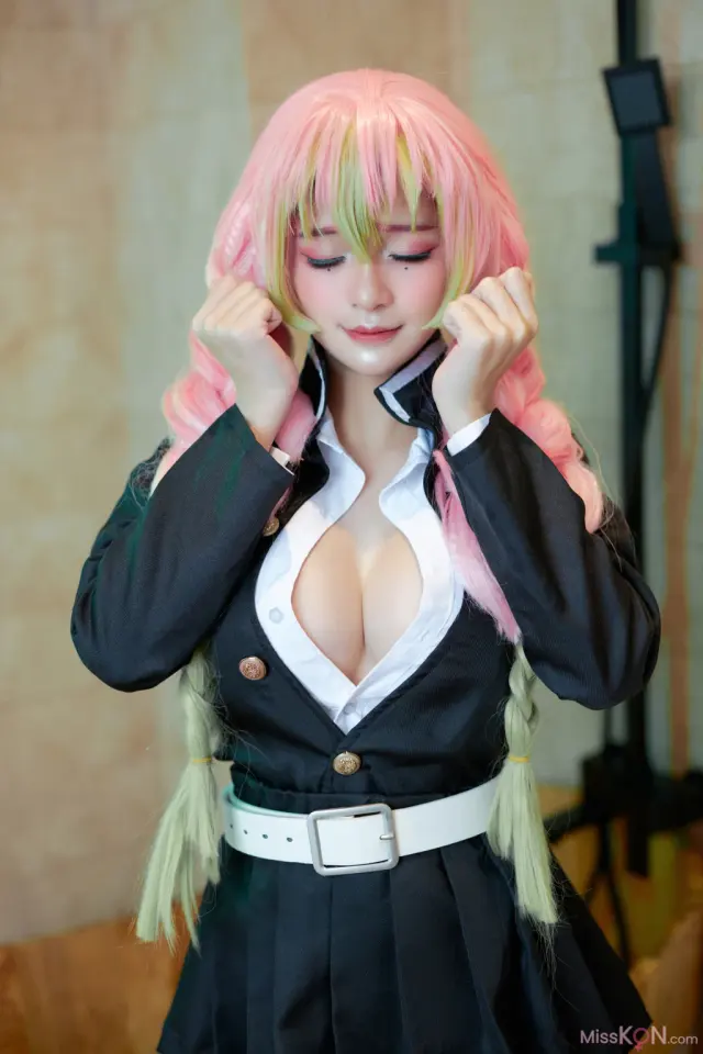 Coser@Azami: 甘露寺蜜璃 (20 photos)