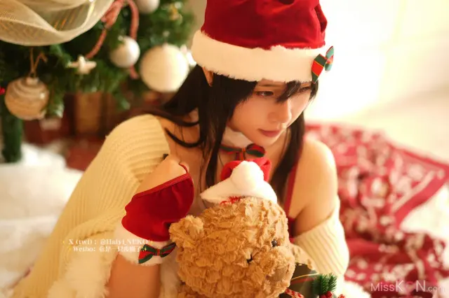Coser@是一只废喵了: 2023圣诞 (45 photos + 1 video)