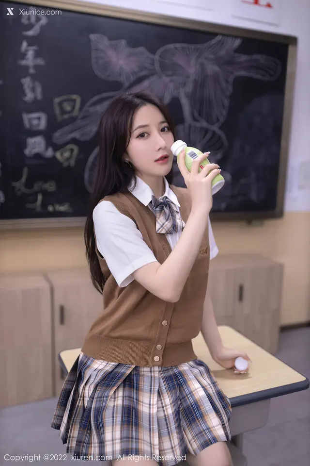 XIUREN No.5673: 鱼子酱Fish (81 photos)