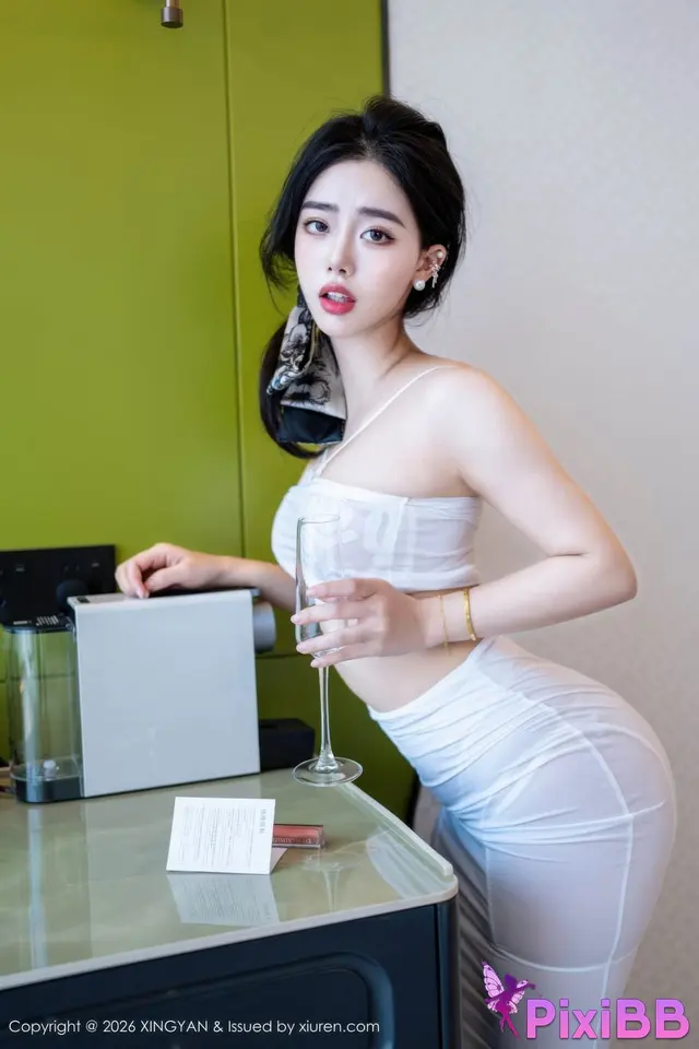 XingYan Vol.459: 阮福福 (76 photos)