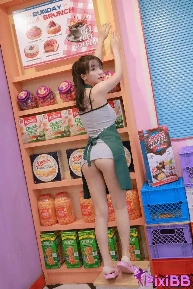 Son Ye-Eun (손예은): Night Shift (96 photos + 2 videos)