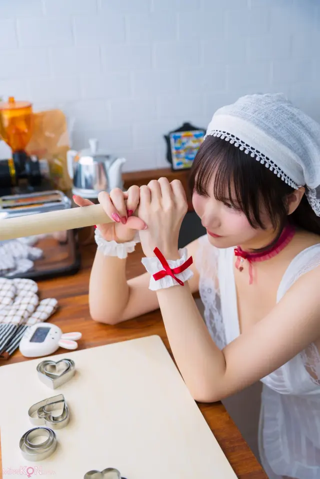 Coser@けん研 (けんけん): Eat me! 誕生日記念DL写真集 (101 photos)