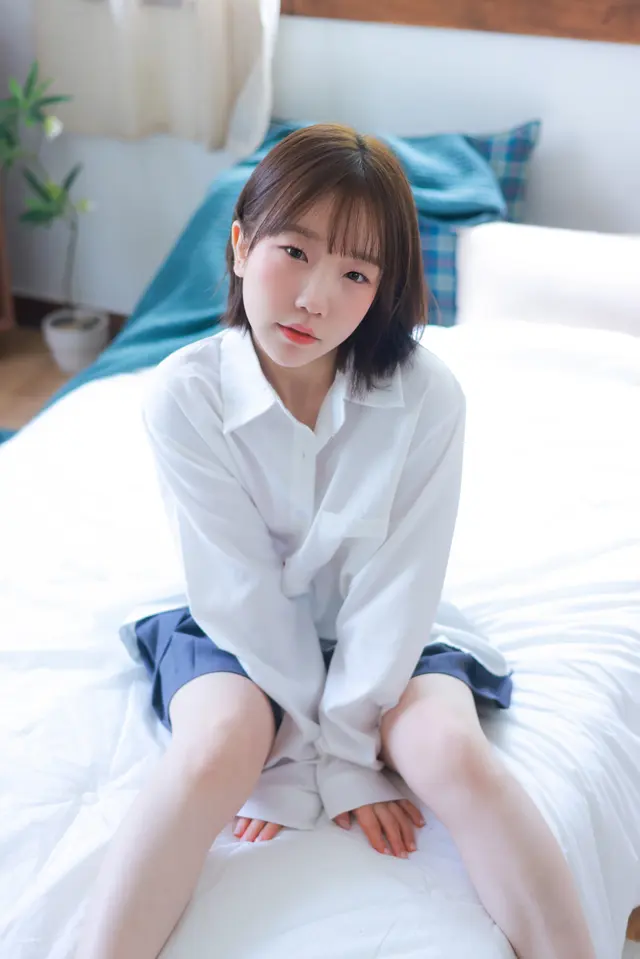 [Yo-U] Yeri: Vol.1 Pure (114 photos + 1 video)