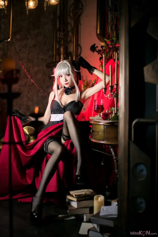 Coser@Tomoyo酱: 雾枝礼服&水着 (30 photos)