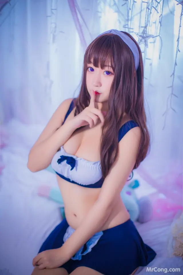 Coser@Mao Jiu Jiang Sakura (猫九酱Sakura): 女仆式死库水 (10 photos)