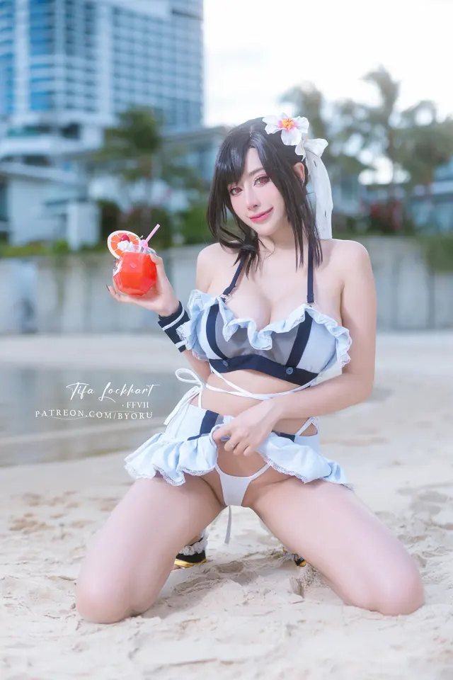 Coser@Byoru – Tifa FF7r Bikini (65 photos + 15 videos)
