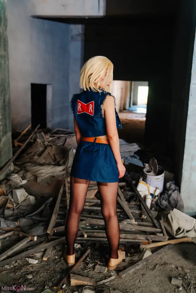 Coser@星澜是澜澜叫澜妹呀: 人造人十八号 (40 photos + 1 video)