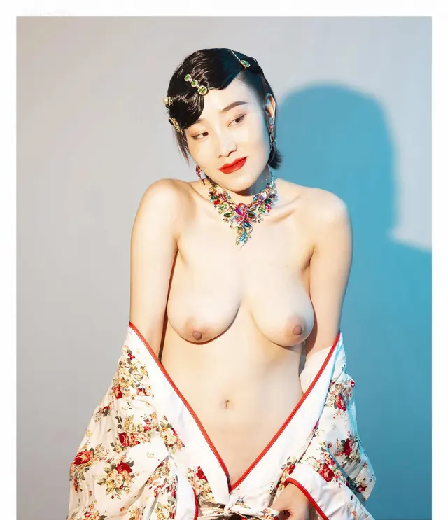 摄影师 行走在上海 – 美眉户外合集 Vol.002 (50 photos)