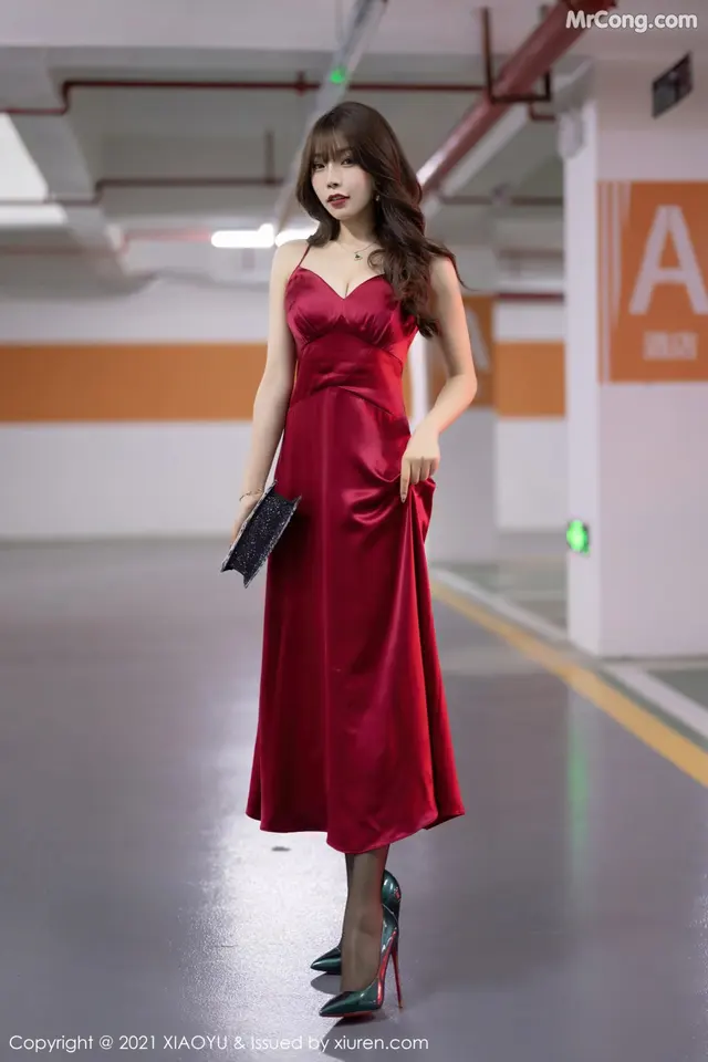 XiaoYu Vol.654: Booty (芝芝) (83 photos)