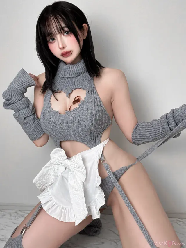 Coser@HaL(ハル): Fantia 2025年02月订阅合集 (89 photos + 9 videos)