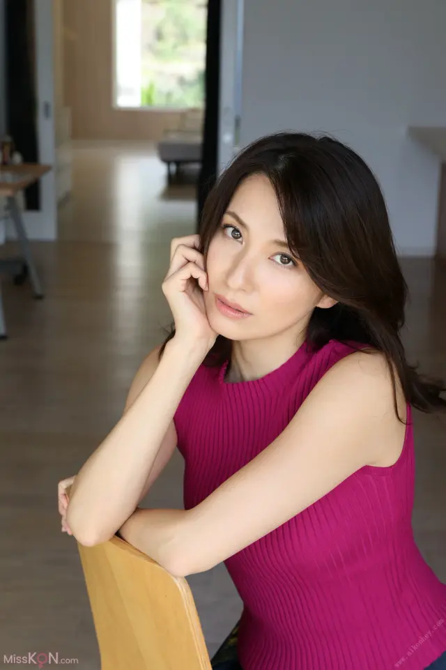 [JP] Rei Toda (戸田れい): 週刊ポストデジタル写真集 夢なら醒めないで (108 photos)
