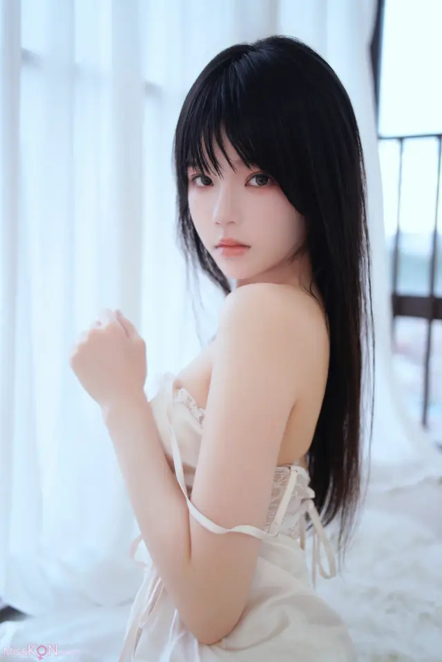 Coser@桜桃喵: 奶油 (29 photos + 3 videos)