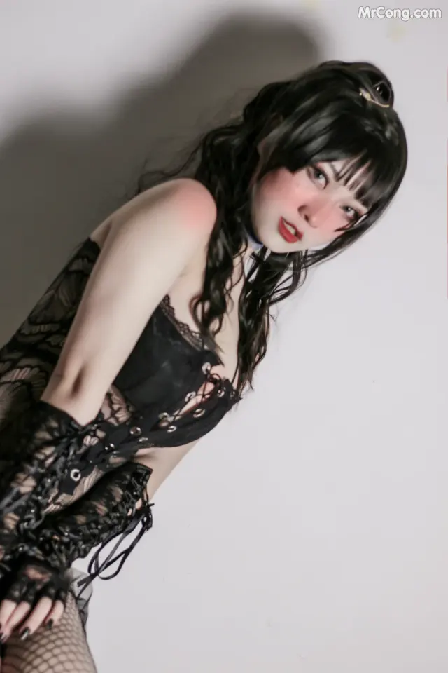 Coser@奇行家狗崽: 黑白无相 (36 photos)