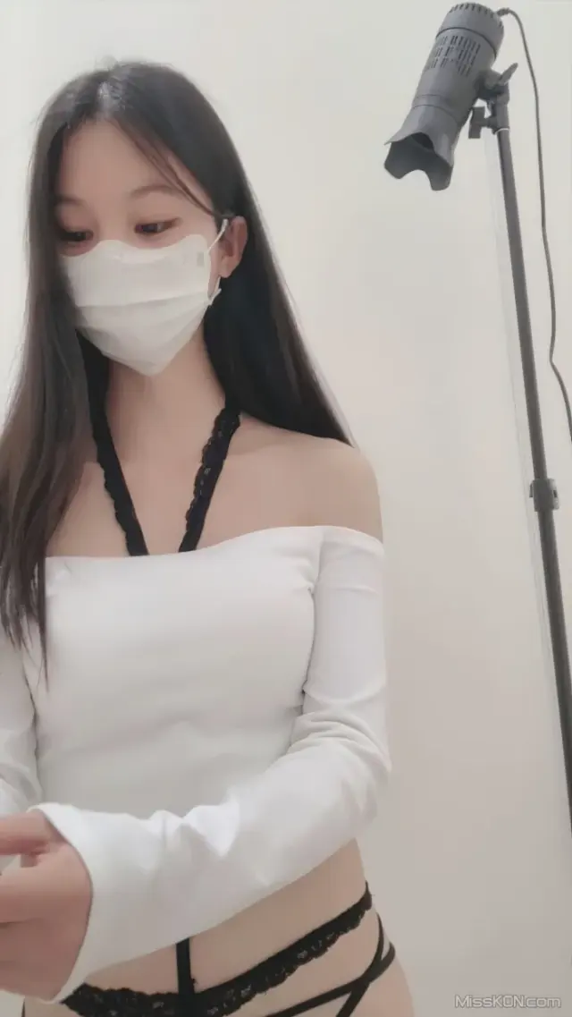 坚果的壳: 最美的身材 (26 photos + 2 videos)