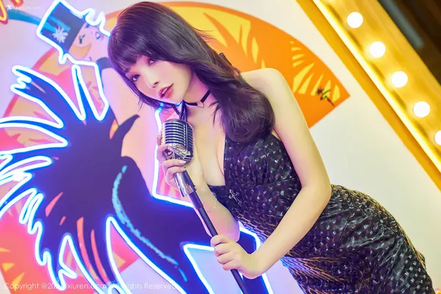 Xiuren秀人网 No.2986 芝芝Booty (71 photos)