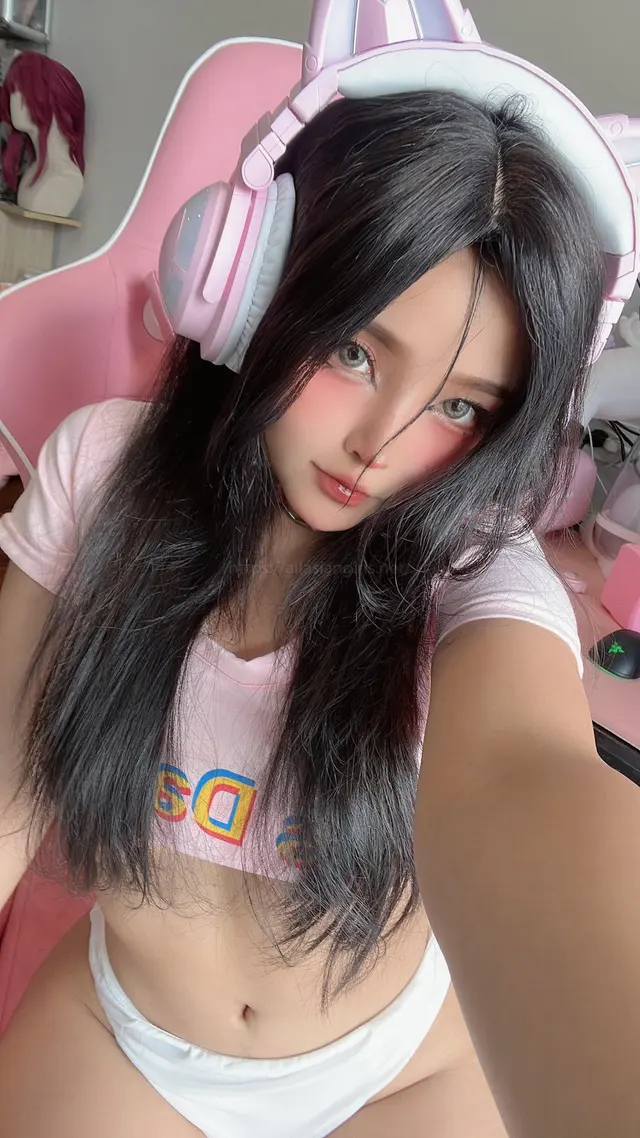 Coser@Sayo Momo: E-girl Implied N00dz Messy (46 photos)