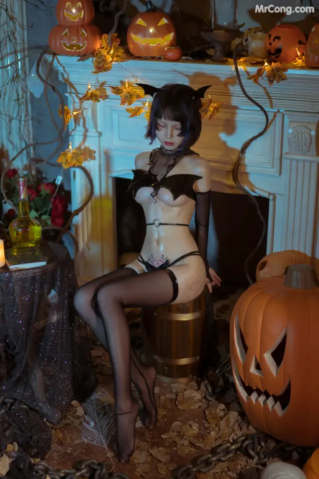 Coser@晕崽Zz: 小恶魔 (24 photos)