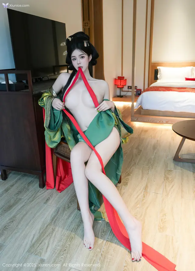 Xiuren秀人网 4K No.10126 雪糕CiCi (69 photos)