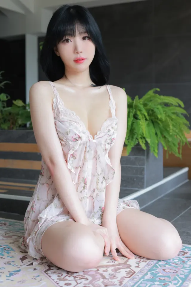 [Patreon] Addielyn (에디린) – Morning Classes July (118 photos + 2 videos)