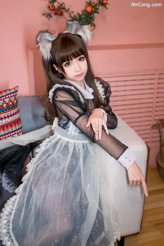 Coser@蠢沫沫 (chunmomo) Vol.041: 黑透明女仆 (44 photos)