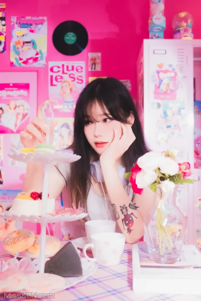 Sira (시라) – AG Collection Vol.02 (67 photos + 4 videos)