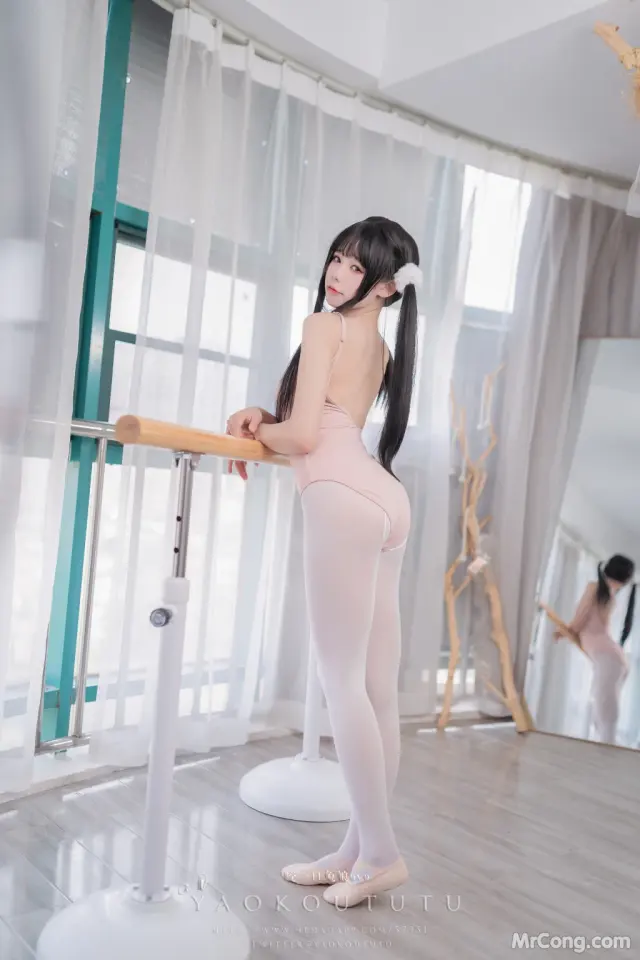 Coser@黏黏团子兔: 来不及的舞蹈课 (86 photos + 1 video)