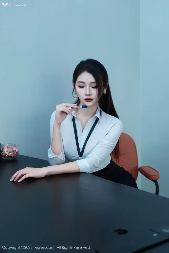 Xiuren秀人网 4K No.10406 南乔 (104 photos)
