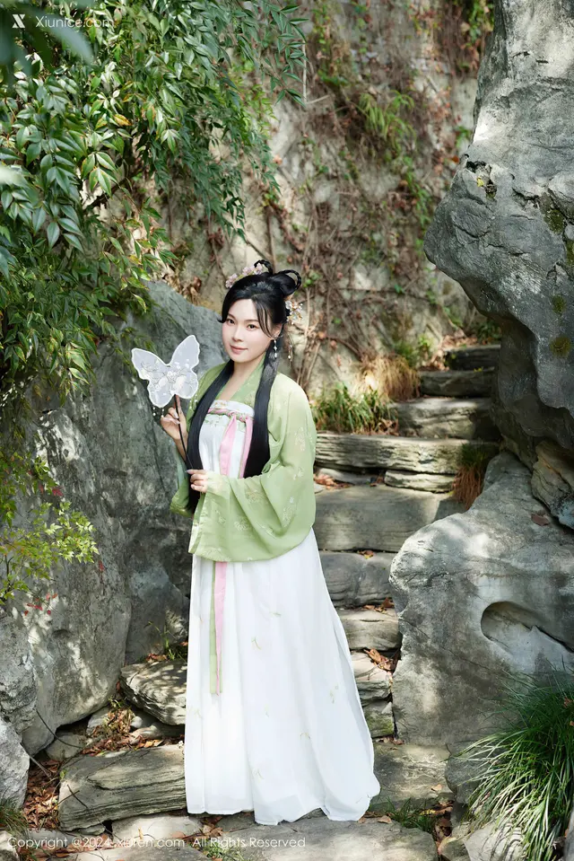 Xiuren秀人网 No.9162 麦田 (72 photos)
