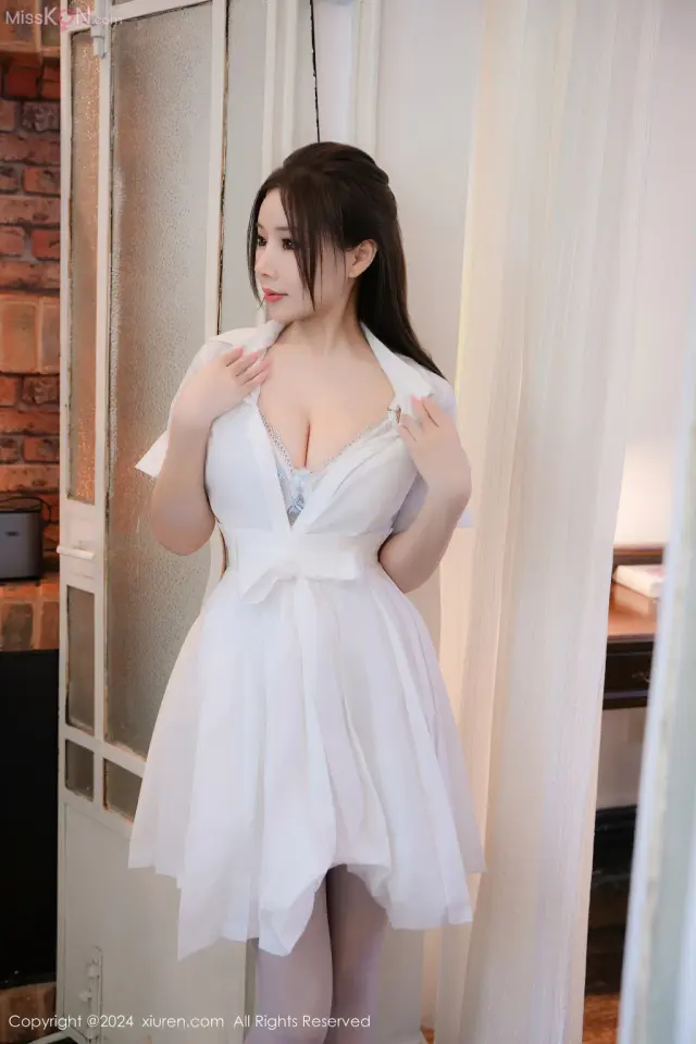XIUREN No.9136 – 9150 (1177 photos)