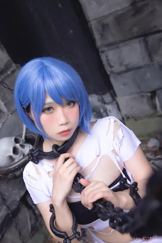 Coser@贞子蜜桃: 碧蓝航线 恰巴耶夫 监狱 (18 photos)