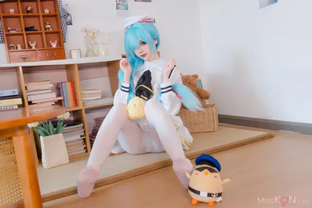 Coser@雪晴Astra: 雅努斯踌躇的换衣时间 (79 photos)